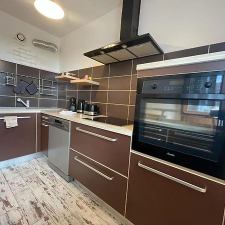 Апартаменти Chez Les Freds Шалон-сюр-Сон Екстер'єр фото