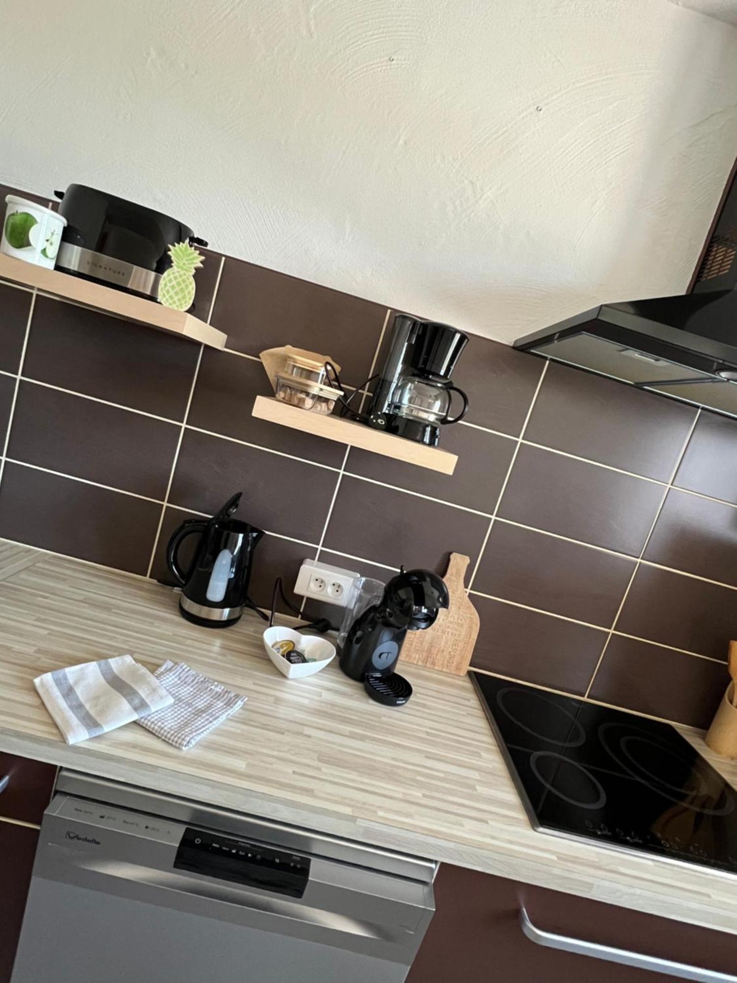 Апартаменти Chez Les Freds Шалон-сюр-Сон Екстер'єр фото